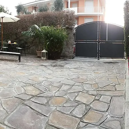 Casa Delle Zagare Apartment